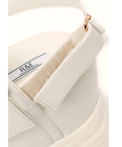 R&E（アールアンドイー）の「【R&E】厚底ラバーWベルトサンダル（サンダル・レディース・アイボリー/ブラック・S/M/L/LL）」の13枚目の写真