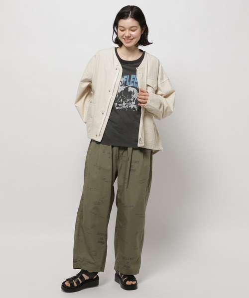 niko and...（ニコアンド）の「オックスVネックブルゾン（ブルゾン・レディース・スモーク/サックスブルー/ナチュラル・MEDIUM/BIG(L)）」の10枚目の写真