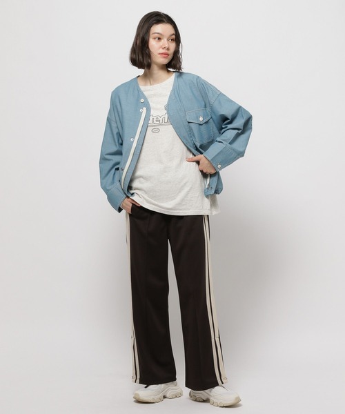 niko and...（ニコアンド）の「オックスVネックブルゾン（ブルゾン・レディース・スモーク/サックスブルー/ナチュラル・MEDIUM/BIG(L)）」の12枚目の写真