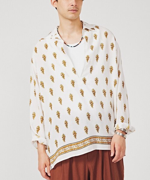 EDIFICE(エディフィス)の「インディア パネル スキッパー シャツ(シャツ/ブラウス・メンズ・ベージュ/ブルー系その他/グレー/ホワイト・MEDIUM/LARGE)」の2枚目の写真