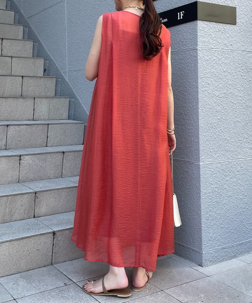 COLLAGE GALLARDAGALANTE（コラージュガリャルダガランテ）の「シボシアーワンピース/WEB限定（ワンピース・レディース・ベージュ/レッド/ブラック・FREE）」の19枚目の写真