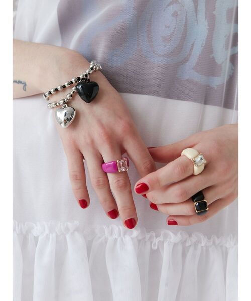 jouetie(ジュエティ)の「ボールチェーンハートブレス(ブレスレット・レディース・ブラック/シルバー・FREE)」の4枚目の写真