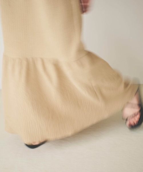 mil(ミル)の「【150㎝前後の小柄さんサイズ】ぽこぽこ裾切替えジャンスカ(ワンピース・レディース・モカ/ブラック/ライトベージュ・XS/S)」の17枚目の写真