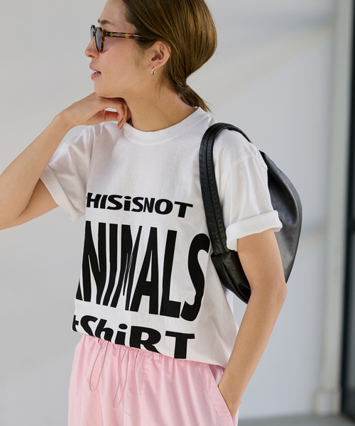 FRAMeWORK(フレームワーク)の「STUDIO WEAREALLANIMALS This is now Tシャツ(Tシャツ/カットソー・レディース・ホワイト/ブラック・FREE)」の1枚目の写真
