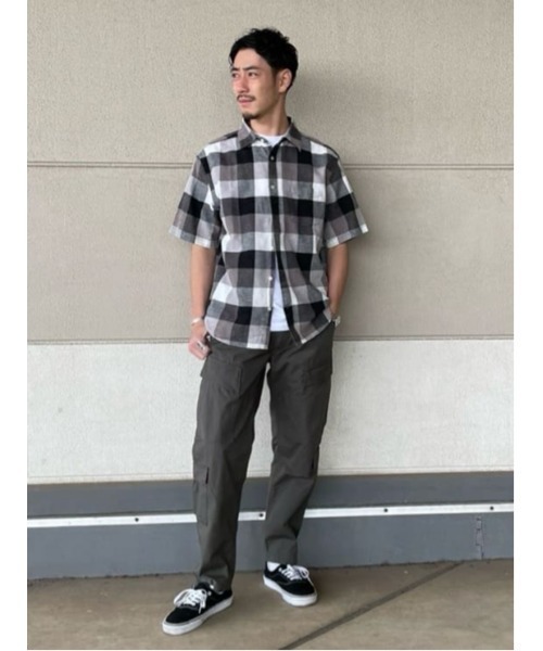 BACK NUMBER（バックナンバー）の「BACK NUMBER(バックナンバー)【メンズ】フェード加工半袖チェックシャツ（シャツ/ブラウス・メンズ・ブラック×ホワイト/ベージュ・S/M/L/XL）」の3枚目の写真
