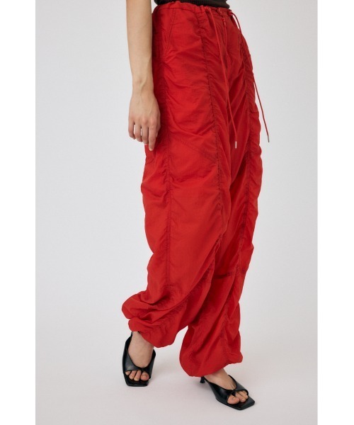 MOUSSY（マウジー）の「SHEER MILITARY LOOSE パンツ（カーゴパンツ・レディース・ブラック/レッド/ホワイト・2/1）」の19枚目の写真