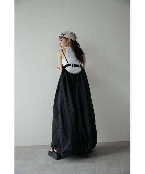 DRWCYS（ドロシーズ）の「バルーンボリュームキャミワンピース（ワンピース・レディース・ブラック/アイボリー・FREE）」の12枚目の写真