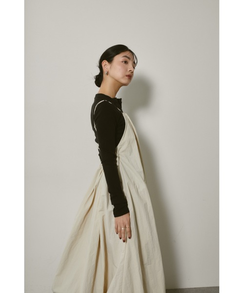 DRWCYS（ドロシーズ）の「バルーンボリュームキャミワンピース（ワンピース・レディース・ブラック/アイボリー・FREE）」の9枚目の写真