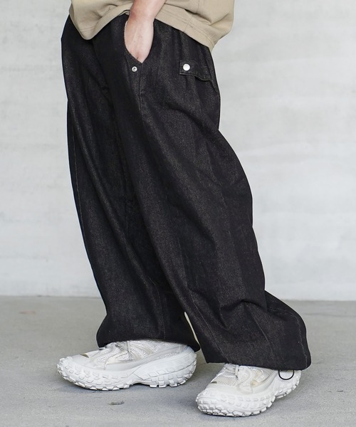 Beno（ビーノ）の「バルーンスナップバギーデニムパンツ（デニムパンツ・メンズ・ブラック/ブラック系その他/キナリ/ブルー系その他2・SMALL/MEDIUM/LARGE）」の13枚目の写真