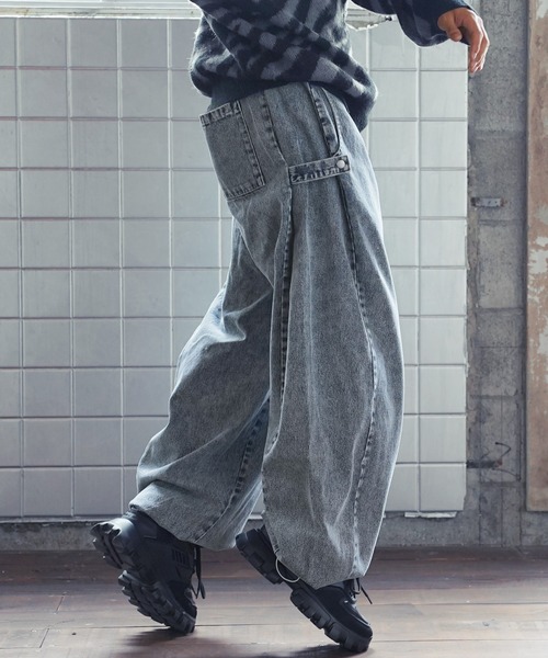 Beno（ビーノ）の「バルーンスナップバギーデニムパンツ（デニムパンツ・メンズ・ブラック/ブラック系その他/キナリ/ブルー系その他2・SMALL/MEDIUM/LARGE）」の14枚目の写真