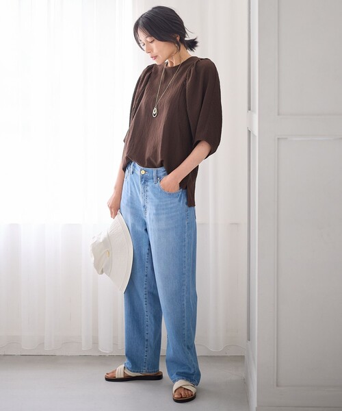 ANY（エニィ）の「ボリュームショルダーふくれプルオーバー（Tシャツ/カットソー・レディース・ダークブラウン系/ブラック系/ホワイト系/スモーキーグリーン系・F）」の16枚目の写真