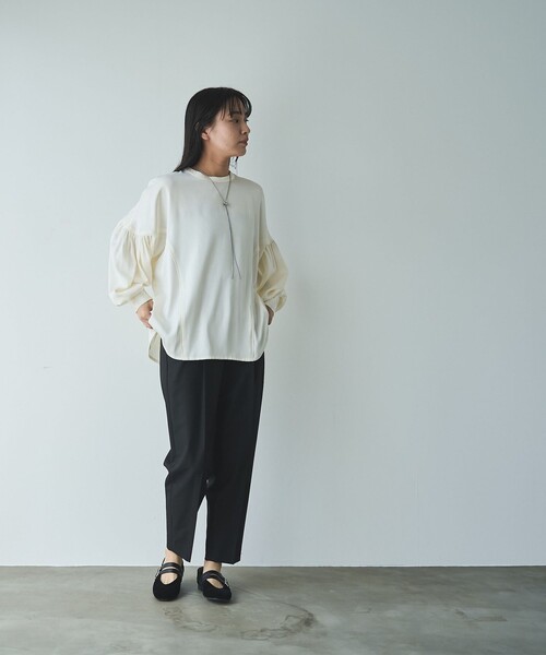 RONEL（ロネル）の「【RONEL】ワッシャーサテンドルマンブラウス（シャツ/ブラウス・レディース・オフホワイト/ネイビー・FREE）」の8枚目の写真