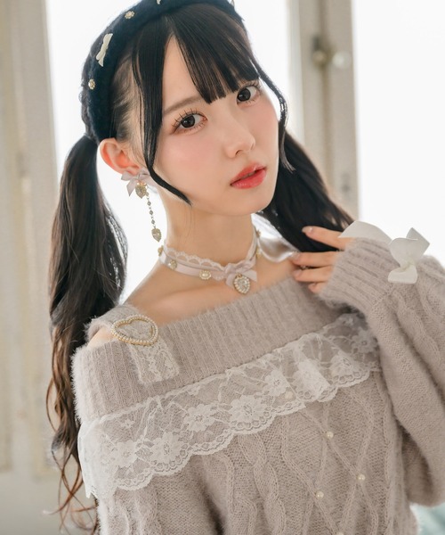 ROJITA(ロジータ)の「ゆらゆらパールリボンイヤリング(イヤリング・レディース・ピンク/ブラック・FREE)」の13枚目の写真
