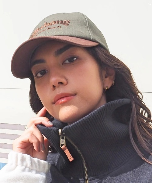 BILLABONG（ビラボン）の「BILLABONG レディース DAD TWO TONE CAP キャップ 【2024年秋冬モデル】/ビラボンロゴキャップ（キャップ・レディース・ベージュ/ブラック/アーミー・FREE）」の2枚目の写真