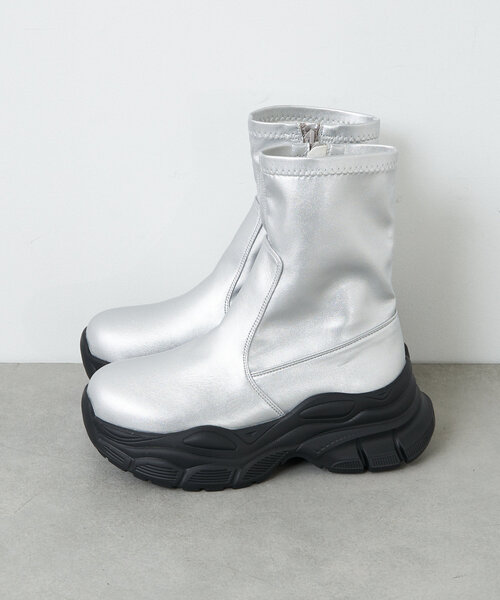 CIAOPANIC（チャオパニック）の「スニーカーソールミドルブーツ（ブーツ・レディース・ブラック/シルバー・SMALL/MEDIUM/LARGE）」の19枚目の写真