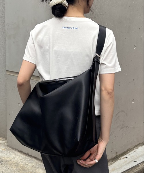 ソフトレクタングルバッグ（ショルダーバッグ）｜COLONY 2139