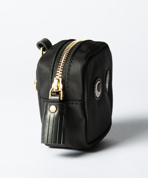 ANYA HINDMARCH 193610 イヤホンケース Ear Pods Pouch Eyes ANYA HINDMARCH Ear Pods Pouch Eyes in Black ECONYL