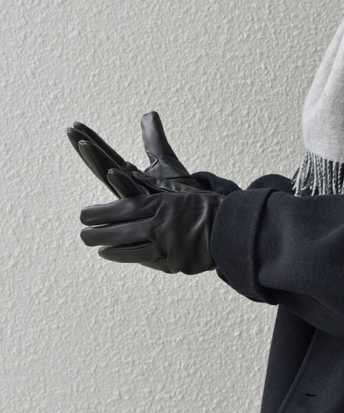 SHIPS any(シップス エニィ)の「SHIPS any:〈タッチパネル対応〉ラムレザー グローブ◇(手袋・メンズ・ブラック・ONE SIZE)」の9枚目の写真