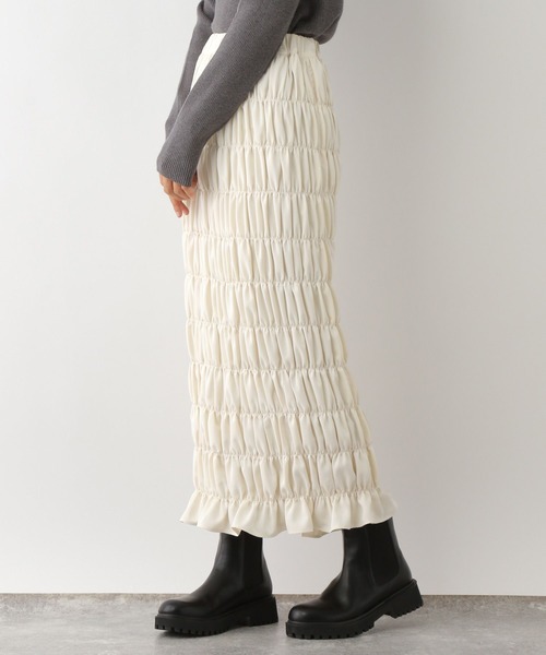 LEPSIM(レプシィム)の「無地シャーリングスカート2 147554(スカート・レディース・アイボリー/チャコールグレー・FREE)」の7枚目の写真