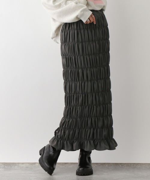 LEPSIM(レプシィム)の「無地シャーリングスカート2 147554(スカート・レディース・アイボリー/チャコールグレー・FREE)」の11枚目の写真