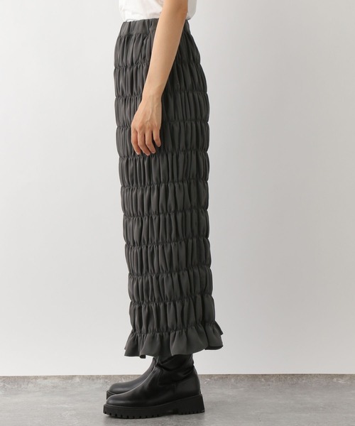 LEPSIM(レプシィム)の「無地シャーリングスカート2 147554(スカート・レディース・アイボリー/チャコールグレー・FREE)」の16枚目の写真