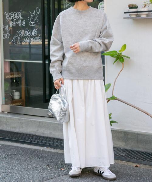 FORK&SPOON（フォークアンドスプーン）の「FORK&SPOON　ラフィー裏毛クルーネックスウェット（スウェット・レディース・ブルー/オフホワイト/グレー系その他/ブラック・1/2）」の10枚目の写真