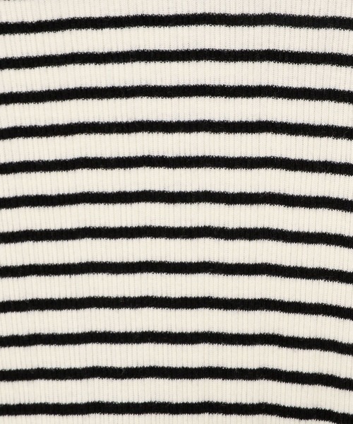 LOWRYS FARM（ローリーズファーム）の「リブメロータートル　250173（Tシャツ/カットソー・レディース・ブラック/アイボリー/ホワイト×ブラック・FREE）」の20枚目の写真