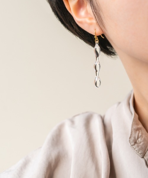 HARIO Lampwork Factory（ハリオランプワークファクトリー）の「【HARIO Lampwork Factory】ピアス リキッド（ピアス（両耳用）・レディース・クリア・フリー）」の6枚目の写真