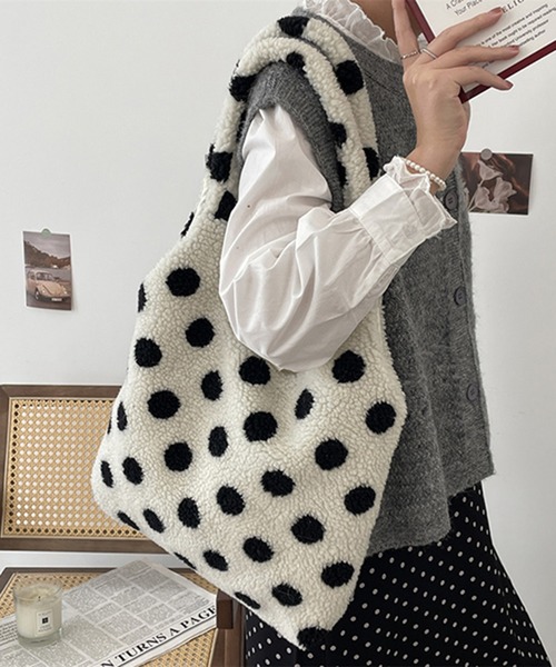 STYLEBLOCK(スタイルブロック)の「総柄ボアトートバッグ(トートバッグ・レディース・ブラック系その他/ブラウン系その他/ベージュ系その他・FREE)」の2枚目の写真