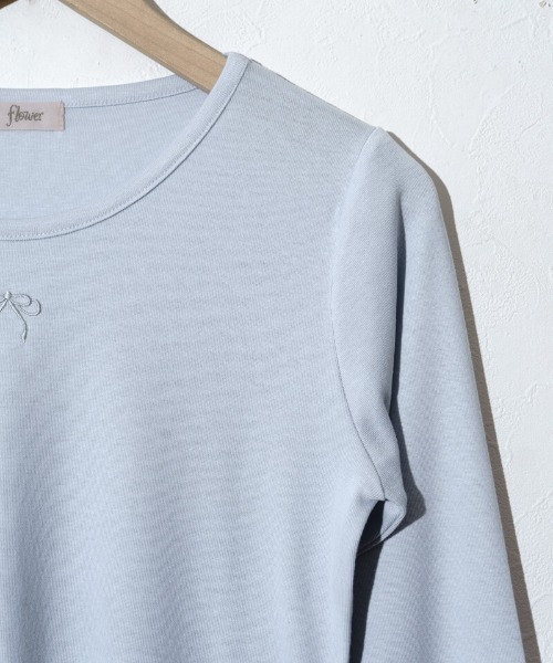 flower（フラワー）の「リボンエンブロイダリーロングスリーブ2（Tシャツ/カットソー・レディース・ブルー/アイボリー・FREE）」の16枚目の写真