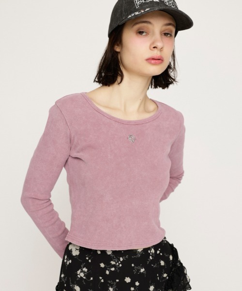 SLY（スライ）の「AGING COMPACT TOPS エージング コンパクト トップス 春服（Tシャツ/カットソー・レディース・ブラウン/ピンク/ネイビー/ブラック・FREE）」の4枚目の写真