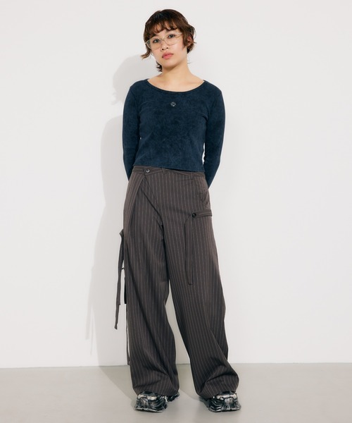 SLY（スライ）の「AGING COMPACT TOPS エージング コンパクト トップス 春服（Tシャツ/カットソー・レディース・ブラウン/ピンク/ネイビー/ブラック・FREE）」の10枚目の写真