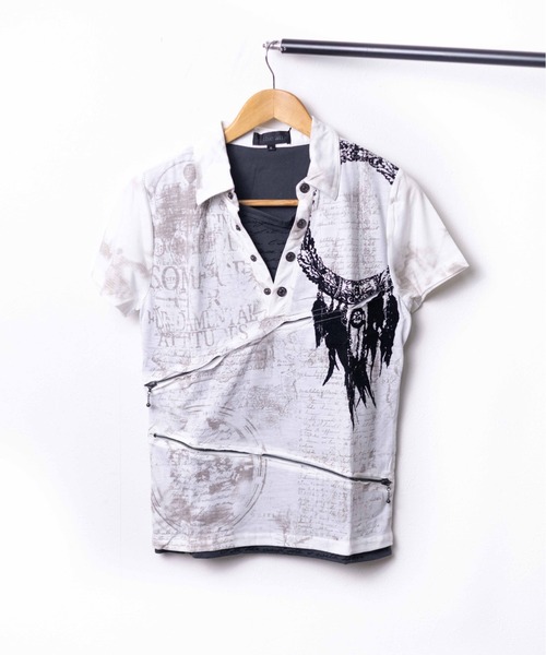 Mag.(マグ)の「【in the attic】ZIPデザインフェイクレイヤードポロ(ポロシャツ・メンズ・その他2/その他3/その他1・MEDIUM/LARGE)」の1枚目の写真