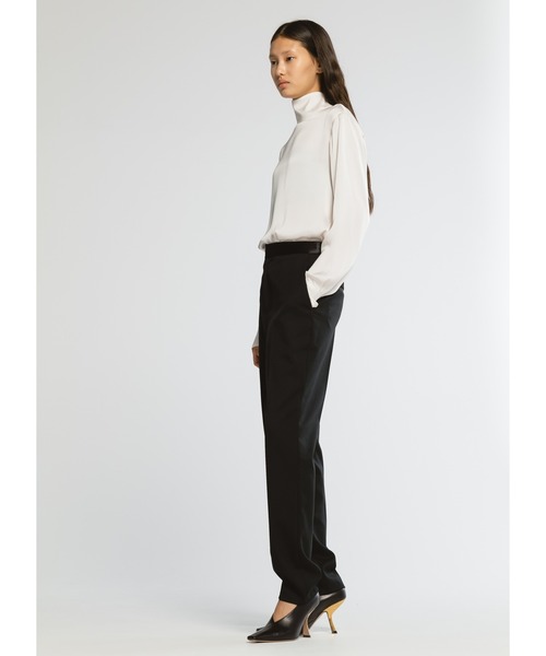 CINOH（チノ）の「BLACK FORMAL テーパードパンツ（スラックス・レディース・ネイビー/ブラック・38/36）」の4枚目の写真