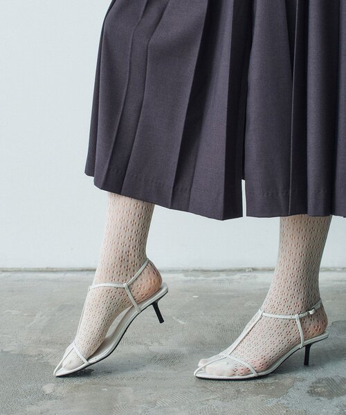 Piedi Nudi（ピエディヌーディ）の「piedi nudi｜dot lace tights（タイツ/ストッキング・レディース・ホワイト/ブラック・00）」の2枚目の写真