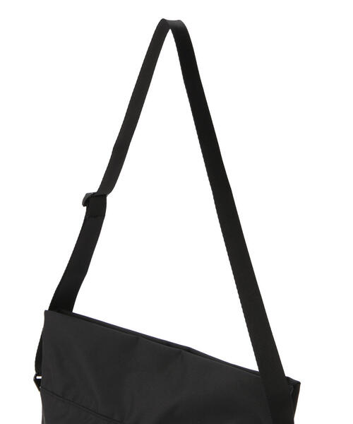 ザノースフェイス ピレネーショルダー L 黒　 ユニセックス NM82508 楽天市場】◇[NM82508]THE NORTH FACE(ザ・ノース・フェイス