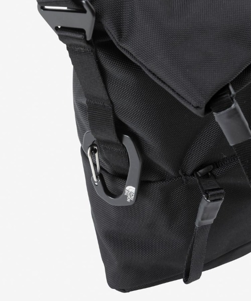 THE NORTH FACE（ザノースフェイス）の「THE NORTH FACE (ザ・ノース・フェイス）Pyrenees Shoulder L NM82508 ピレネーショルダーL（ショルダーバッグ・メンズ・ブラック・F）」の5枚目の写真