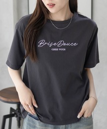 T-GRAPHICS ロゴ刺繍Tシャツ