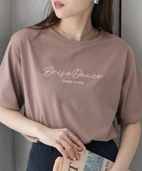 Mac-House(マックハウス)の「T-GRAPHICS ロゴ刺繍Tシャツ(Tシャツ/カットソー・レディース・ピンク/チャコールグレー/モカ・L/M)」の2枚目の写真