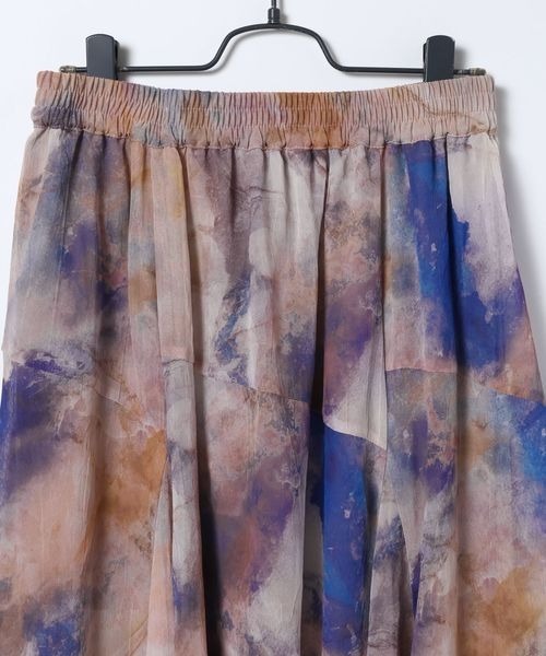 JEANASIS（ジーナシス）の「【選べる着丈】ニュアンスプリントフレアスカート/327246（スカート・レディース・ホワイト/グレー系その他/マルチ/ブラック/グリーン系その他/ブルー系その他/ブラック系その他/オレンジ系その他/ライトグレー系・SMALL/FREE）」の11枚目の写真