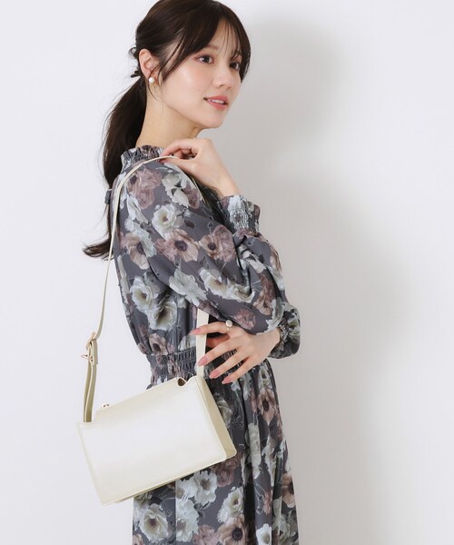 couture brooch（クチュールブローチ）の「スクエアミニショルダーバッグ（ショルダーバッグ・レディース・オフホワイト/ベビーピンク/ブラック・00）」の6枚目の写真