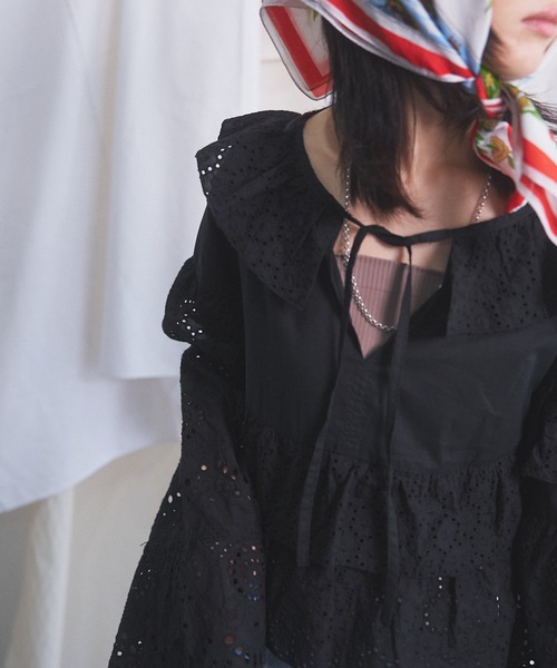 MIDVEIN（ミッドヴェイン）の「COTTON RACE BLOUSE（シャツ/ブラウス・レディース・ホワイト/ブラック・FREE）」の9枚目の写真