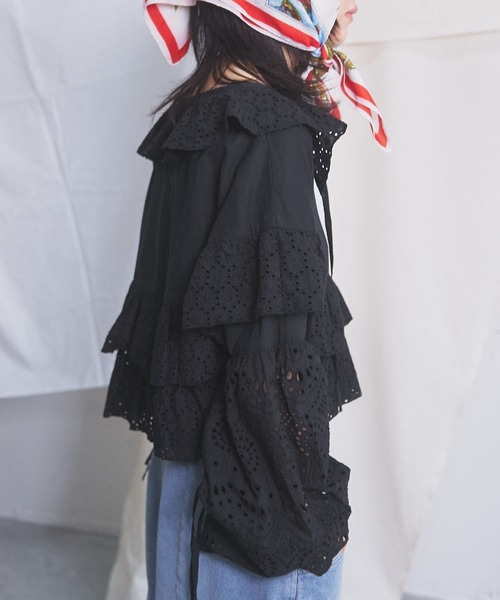 MIDVEIN（ミッドヴェイン）の「COTTON RACE BLOUSE（シャツ/ブラウス・レディース・ホワイト/ブラック・FREE）」の10枚目の写真