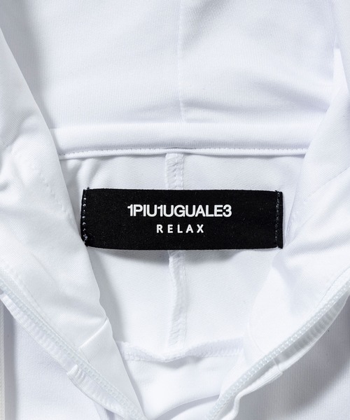 1PIU1UGUALE3 RELAX (ウノピゥウノウグァーレトレ リラックス)の「1PIU1UGUALE3 RELAX(ウノピゥウノウグァーレトレ リラックス)ヘムロゴラッシュガード フーディー (吸水速乾 / UVカット)(パーカー・メンズ・ホワイト/ブラック・XXL/XL/L/M/S)」の20枚目の写真