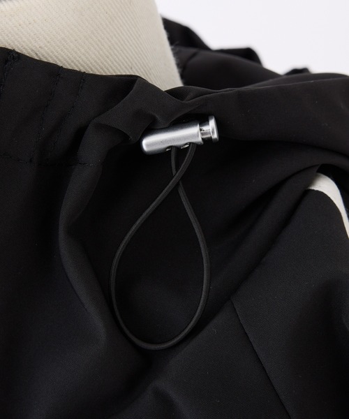 one after another NICE CLAUP（ワンアフターアナザーナイスクラップ）の「サイドラインリボンブルゾン（ブルゾン・レディース・ベージュ/ブラック/アイボリー・FREE）」の8枚目の写真