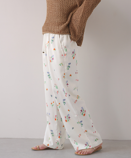 margaux（マルゴー）の「margaux/マルゴー flower イージーパンツ（その他パンツ・レディース・ネイビー/アイボリー・36/38）」の12枚目の写真