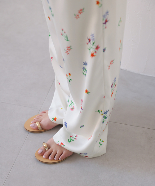 margaux（マルゴー）の「margaux/マルゴー flower イージーパンツ（その他パンツ・レディース・ネイビー/アイボリー・36/38）」の15枚目の写真