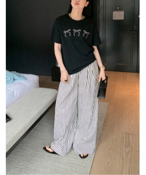 SALTMINT(ソルトミント)の「《韓国ファッション》コットンリボン半袖Tシャツ(Tシャツ/カットソー・レディース・ブラック/グレー/ホワイト・FREE)」の1枚目の写真