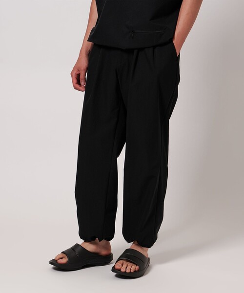 OOFOS(ウーフォス)の「<OOFOS> OOahh/リカバリーサンダル(サンダル・メンズ・ブラック・8/10/9/7)」の14枚目の写真