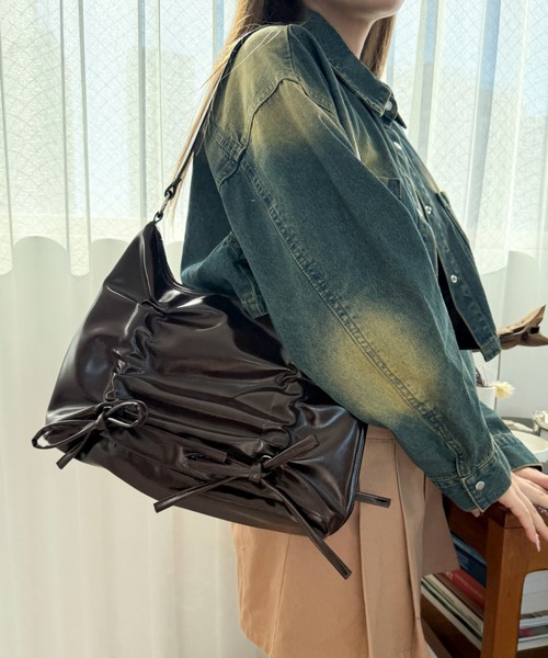 WEGO（ウィゴー）の「WEGO/ギャザーリボンハーフムーンバッグ（ハンドバッグ・レディース・スカイブルー/ブラック/ダークブラウン・FREE）」の21枚目の写真